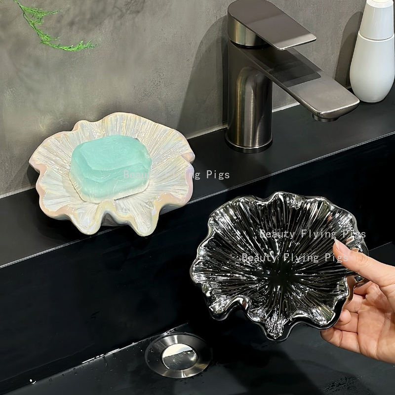 Home Bathroom Key - Portasapone in Ceramica a Forma di
