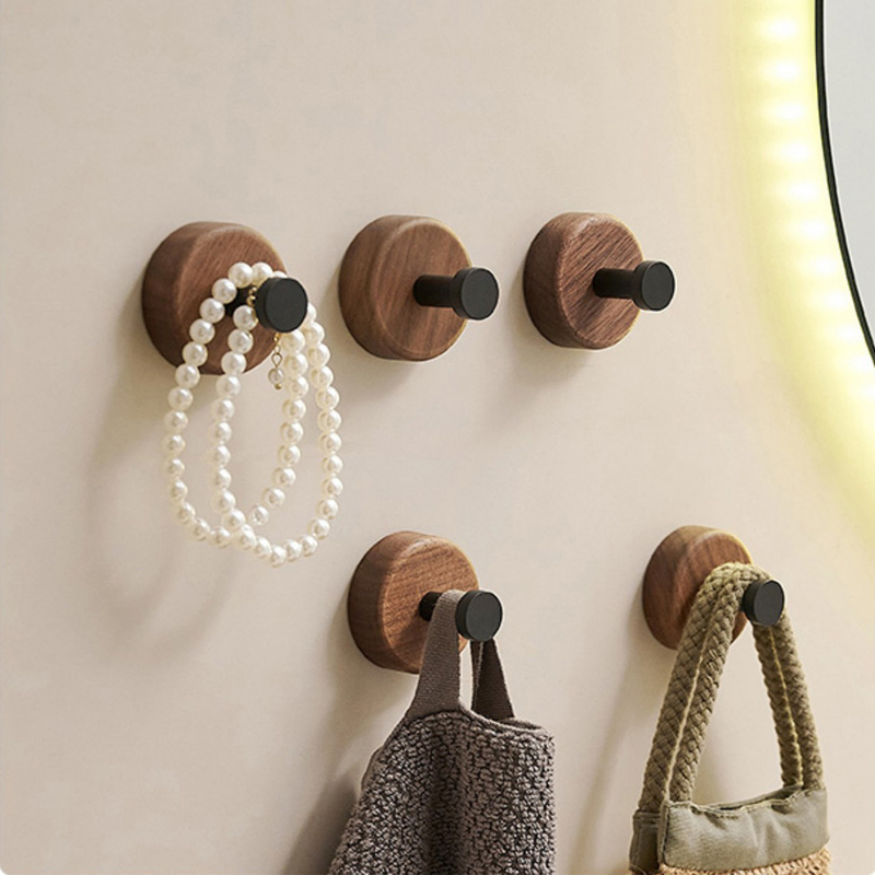 Gancio Autoadesivo in Legno Ma - Home Bathroom Key recensione e prezzo