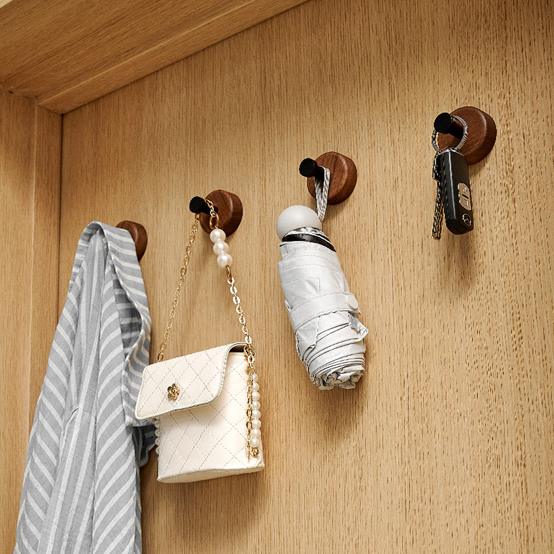 Gancio Autoadesivo in Legno Ma - Home Bathroom Key recensione e prezzo