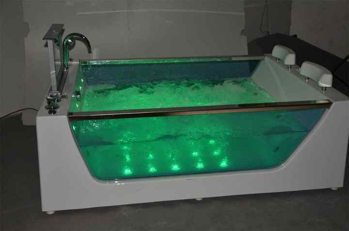 Moderna Vasca Idromassaggio Bi - Jet Home Bathroom recensione e prezzo